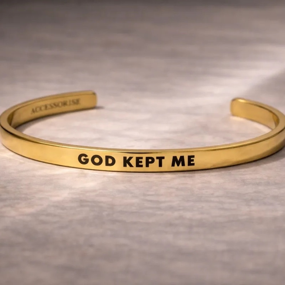 ‘God Kept Me' Bangle